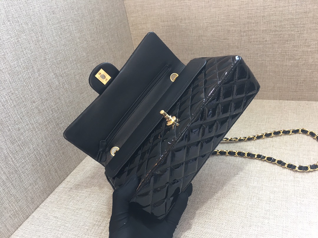 Medium Classic Flap Patent Leather Bag AO1112 Black/Gold